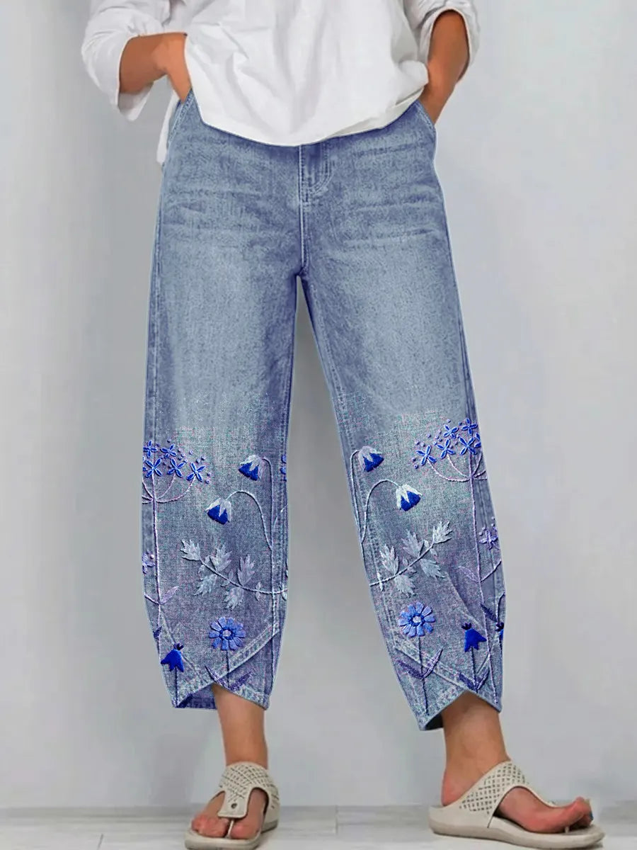 Jeans da Donna a Gamba Ampia con Ricami Floreali | Pantaloni in Denim Morbido alla Caviglia con Elastico in Vita e Tasche