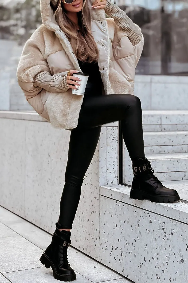 Piumino da Donna Oversize Ibrido con Dettagli in Pelliccia e Maniche in Maglia | Giacca Invernale Imbottita con Cappuccio e Zip