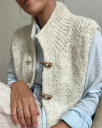 Gilet da Donna Smanicato in Maglia a Trecce con Bottoni a Olivetta | Cardigan Corto Caldo con Collo Alto