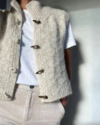 Gilet da Donna Smanicato in Maglia a Trecce con Bottoni a Olivetta | Cardigan Corto Caldo con Collo Alto