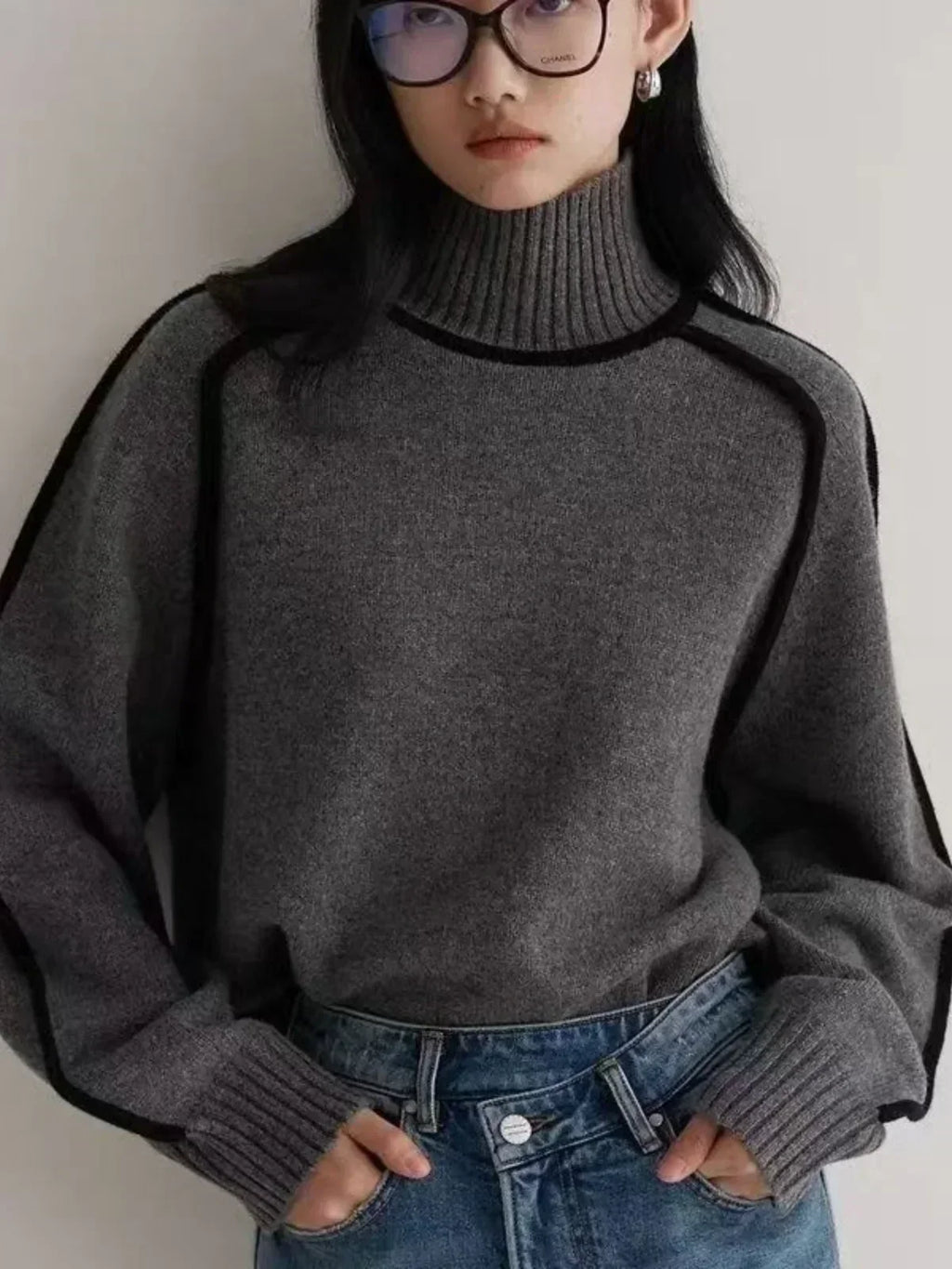 Maglione da Donna a Collo Alto con Profili a Contrasto | Pullover Dolcevita Invernale Caldo con Maniche Raglan e Bordature