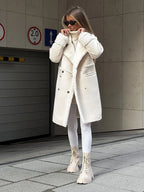 Cappotto Lungo da Donna Effetto Montone Shearling con Revers e Doppiopetto | Soprabito Invernale al Ginocchio con Fodera Calda e Tasche con Zip