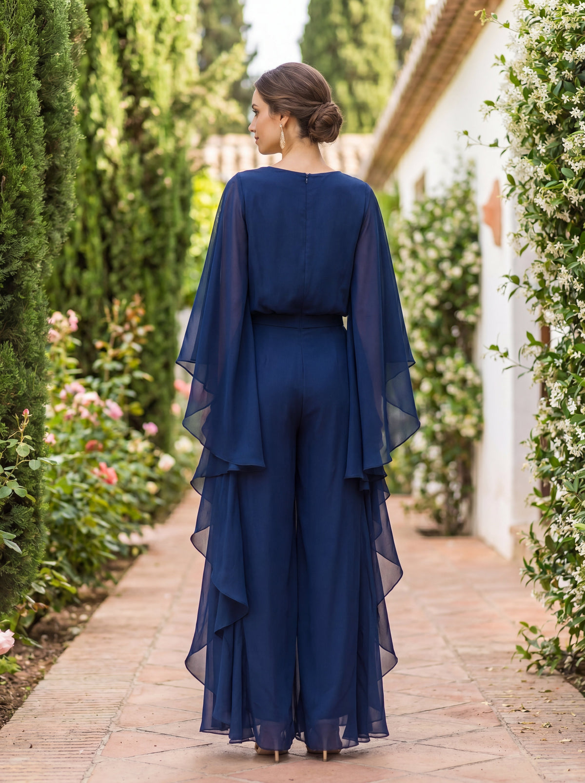 Completo Due Pezzi da Donna Elegante con Top a Mantella e Gonna a Balze | Set Cerimonia Raffinato