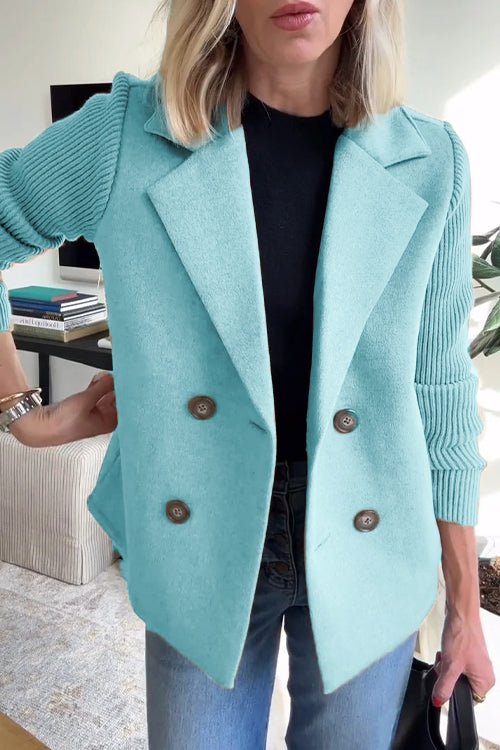 Blazer da Donna Ibrido Doppio Petto con Maniche in Maglia a Costine | Giacca Sartoriale Calda con Revers e Bottoni a Contrasto