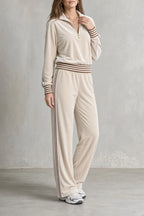 Completo Sportivo da Donna in Velluto con Mezza Zip e Bande Laterali | Set Coordinato 2 Pezzi Felpa con Collo Alto e Pantaloni a Gamba Larga