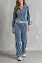Completo Sportivo da Donna in Velluto con Mezza Zip e Bande Laterali | Set Coordinato 2 Pezzi Felpa con Collo Alto e Pantaloni a Gamba Larga
