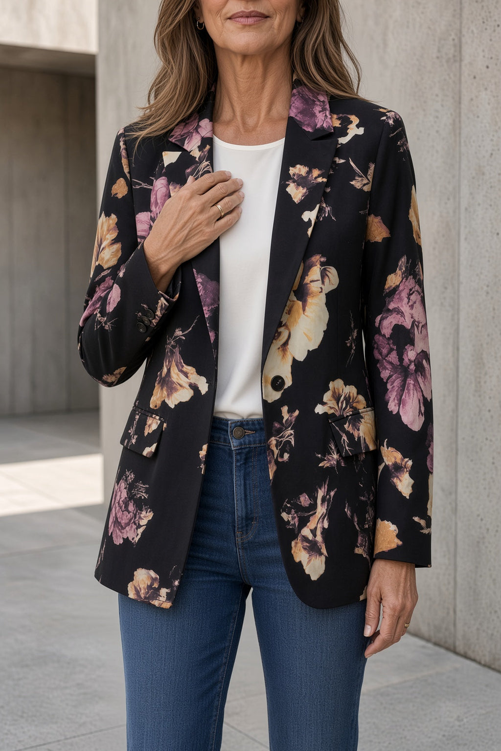 Blazer Elegante da Donna con Stampa Floreale Artistica | Giacca Sartoriale Monopetto con Revers e Tasche con Pattina