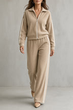Completo Sportivo da Donna in Maglia a Costine con Zip e Righe Laterali | Set Coordinato 2 Pezzi Giacca con Collo Alto e Pantaloni Ampi con Tasche