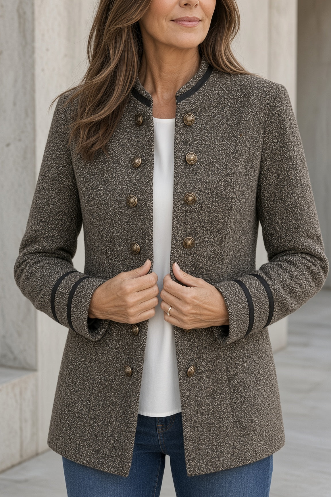 Giacca Blazer Elegante da Donna in Tessuto Effetto Tweed con Bottoni Dorati | Giacca Strutturata con Colletto Rialzato e Profili a Contrasto