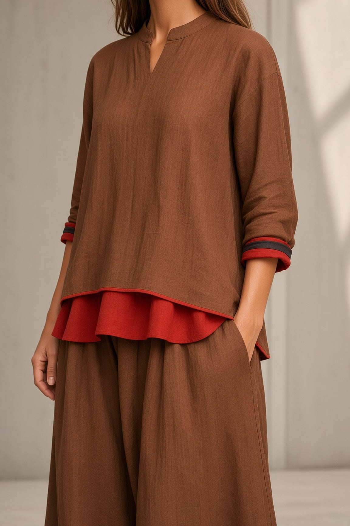 Completo da Donna Elegante con Profili a Contrasto | Set Coordinato 2 Pezzi Tunica con Scollo alla Coreana e Pantaloni Ampi con Tasche