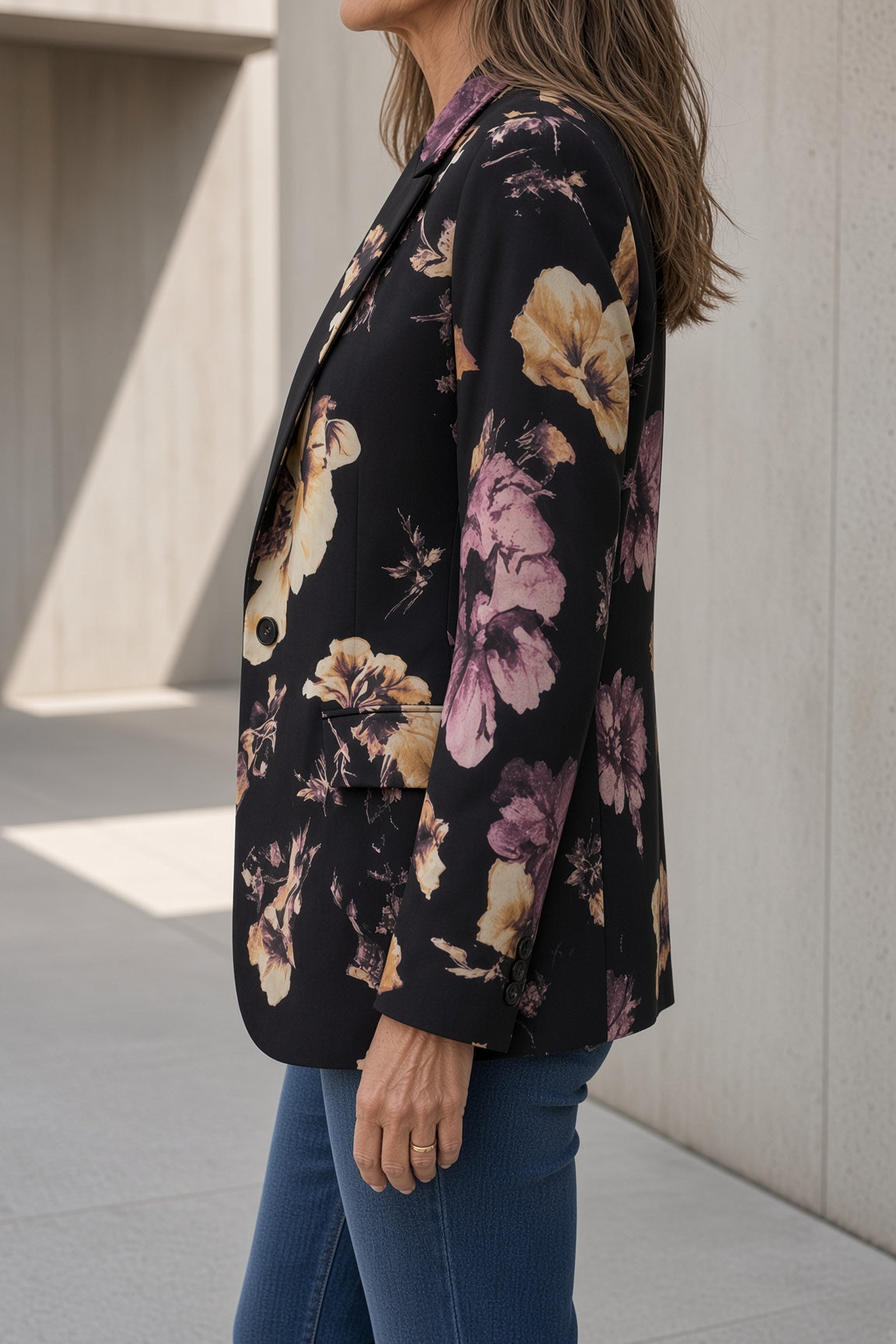 Blazer Elegante da Donna con Stampa Floreale Artistica | Giacca Sartoriale Monopetto con Revers e Tasche con Pattina
