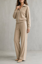 Completo Sportivo da Donna in Maglia a Costine con Zip e Righe Laterali | Set Coordinato 2 Pezzi Giacca con Collo Alto e Pantaloni Ampi con Tasche