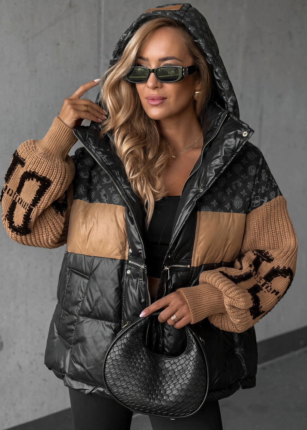 Piumino da Donna Oversize Ibrido con Maniche in Maglia Lavorata | Giacca Imbottita Calda con Collo Alto e Zip Frontale